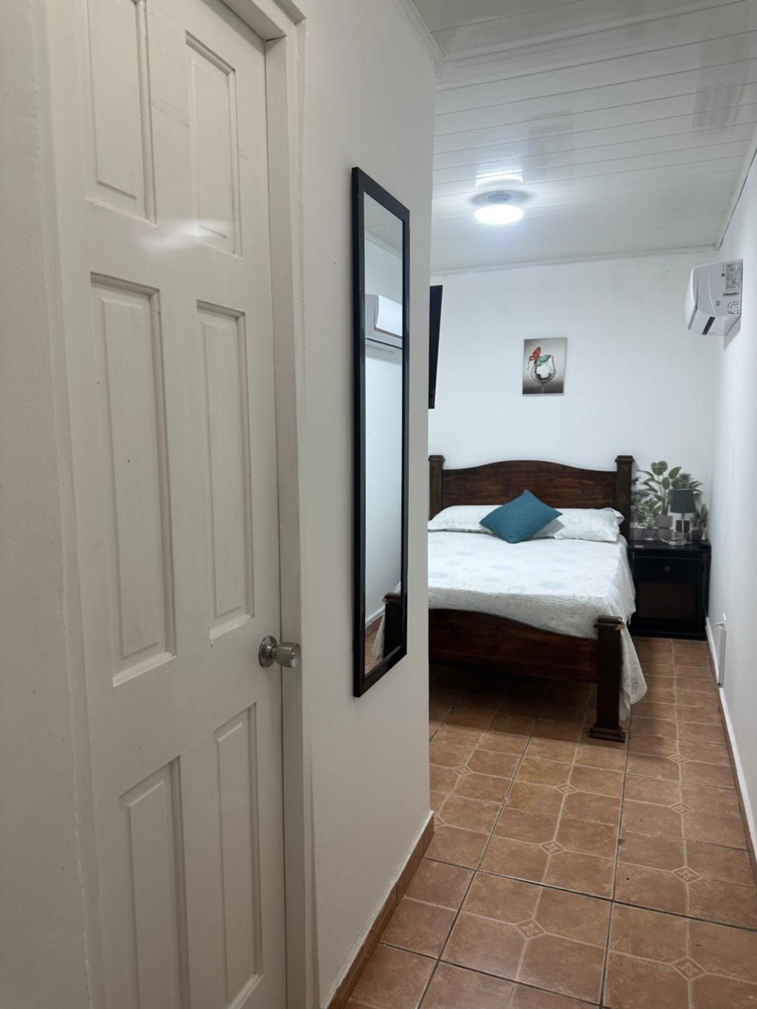Hostal Compostela Inn 戴维 外观 照片