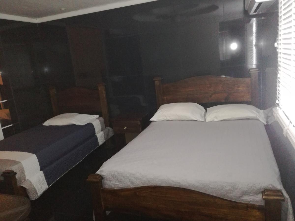 Hostal Compostela Inn 戴维 外观 照片